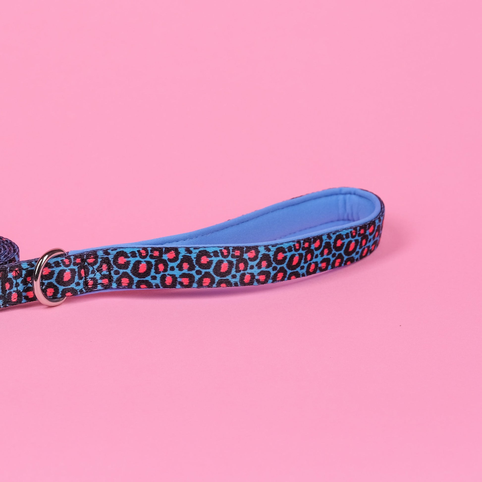 leopard print dog lead with neoprene padded handle