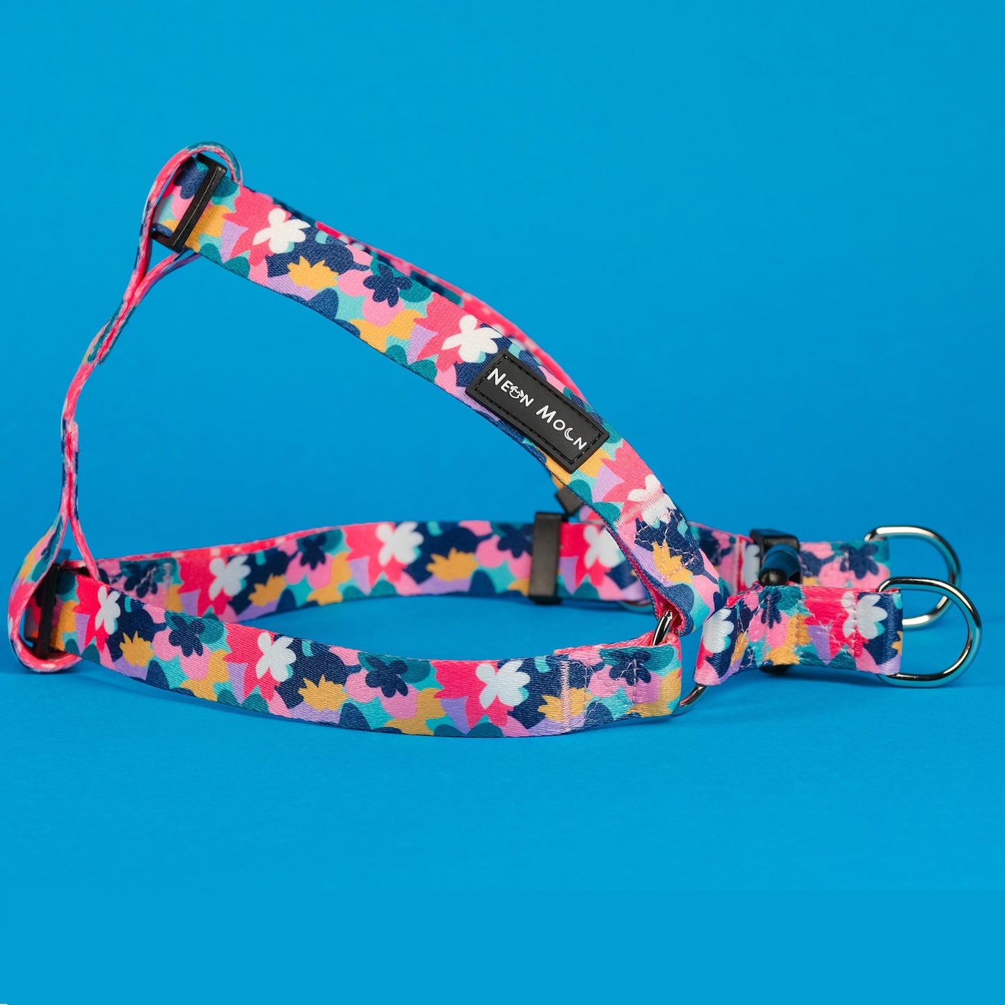 Multicoloured step in dog harness for small dogs